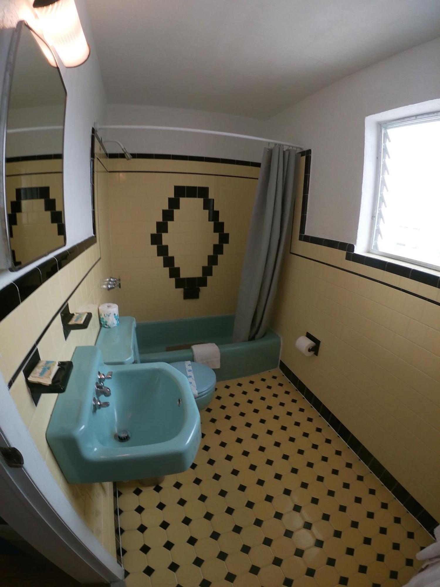 Sea Chest Motel Dot Com Вайлдвуд-Крест Екстер'єр фото